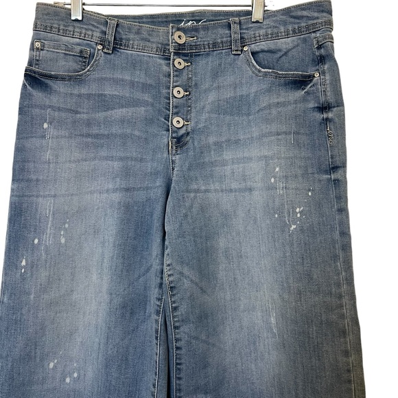 NWT INC INTERNATIONAL CONCEPTS BUTTON FLY WIDE LEG CROPPED JEANS IN SIZE 14. - Picture 3 of 11